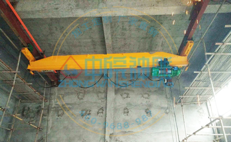 阜阳市水厂案例：LX型电动单梁悬挂起重机2T