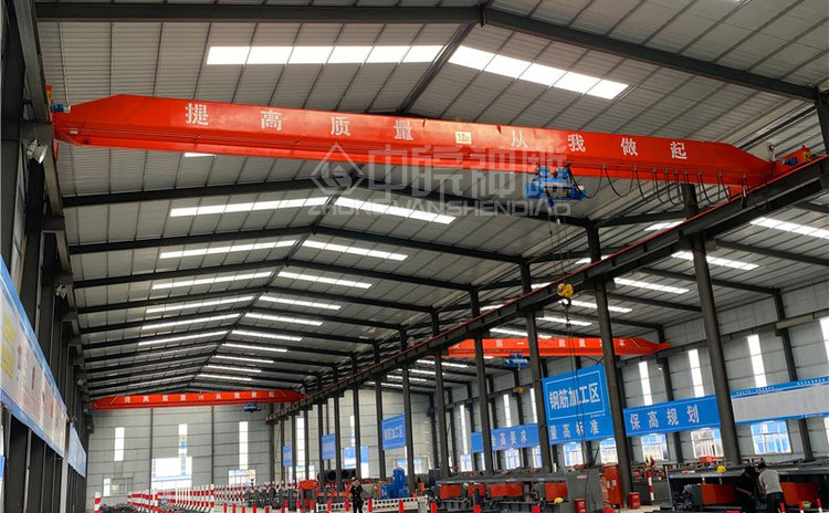 工厂行吊